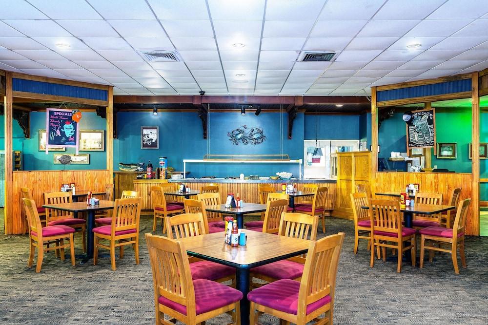 Ramada By Wyndham Houma Hotel Buitenkant foto